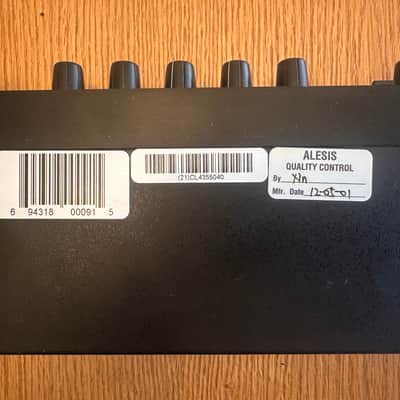 Alesis 3630 Dual-Channel Compressor / Limiter 2001 - with AC adapter plug typeA - Black image 5