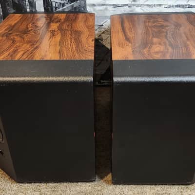 Bose Bose 301 Series IV are 2-way, 3-driver Direct/Reflecting bookshelf speakers 90s  - Walnut wood/Black image 5