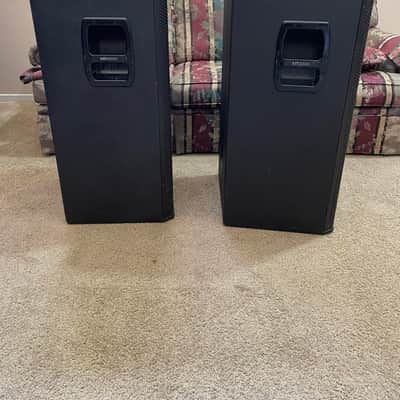 One Pair of JBL MRX525 500 Series Speakers image 4