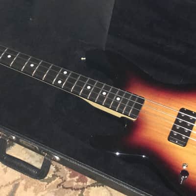 USA G&L L-1000 2014 3 Tone Sunburst lefty image 3