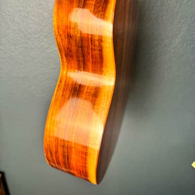 Kamaka HF-3 Standard Tenor Ukulele w/ Original Case image 10