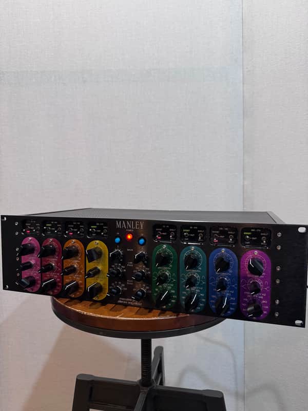 Manley Labs Massive Passive (pride special edition) 2021 - Black