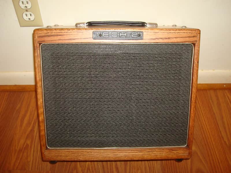 Tech 21 Trademark 30 LE Limited Edition Amp (stained solid oak cabinet) image 1