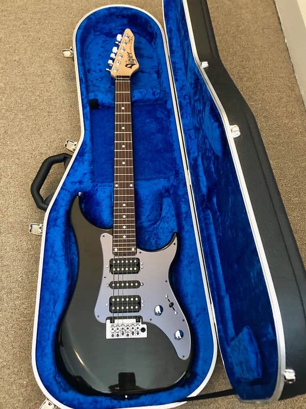 2018 Vigier Shawn Lane Master Signature image 1