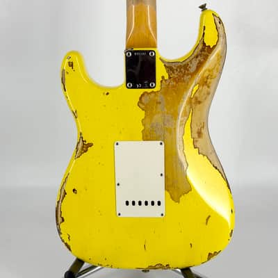 2018 Fender Custom Shop '63 Special Stratocaster Heavy Relic - Graffiti Yellow over Sunburst image 13