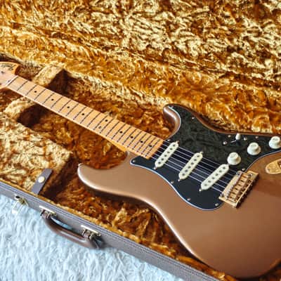 Fender Bruno Mars Signature Stratocaster 2023 - Mars Mocha image 4