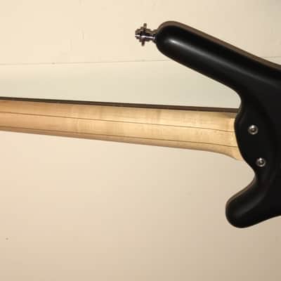 Warwick RockBass Corvette Basic Passive Fretted 2013 Nirvana Black Finish Passive electronics image 6