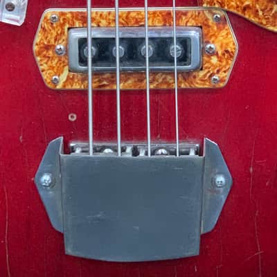 Royal Artist  Bass 60’s Red Sunburst image 3