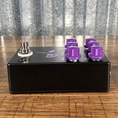 JHS Pedals Violet Lari Basilio Distortion Overdrive Guitar Effect Pedal Black image 4