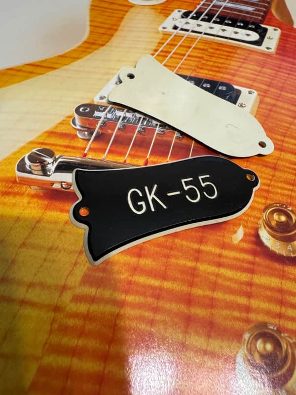Gibson Gibson 80's NOS Truss Rod Cover 1980's - Black/White 1980's - Black/White image 1