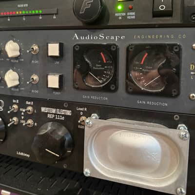 AudioScape Engineering Co. DC-101 D-COMP 2-Channel Limiter / Compressor 2018 - 2021 - Green image 3