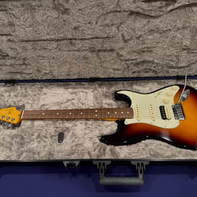 Fender American Ultra Stratocaster HSS with Rosewood Fretboard 2019 - Ultraburst image 3