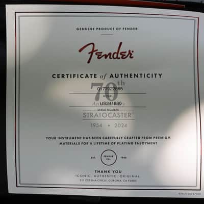 Fender 70th Anniversary Ultra Stratocaster® HSS - Amethyst image 16