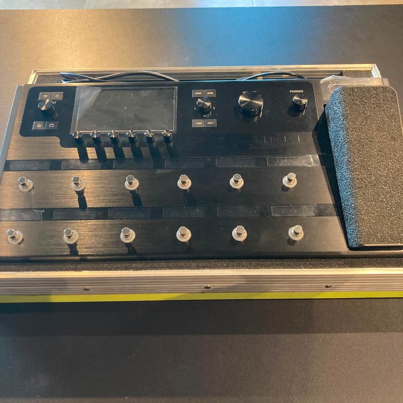 Line 6 Helix Floor 2015 - Present - Black image 1