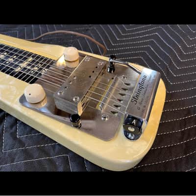 Supro Comet Lapsteel 1950s w/Rowe Stringtone - Pearloid image 3