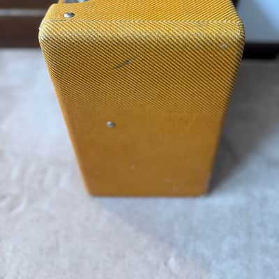 Fender Blues Junior Lacquered Tweed (WITH COVER) 15-Watt 1x12" Guitar Combo 2016 - Present image 6