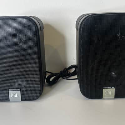 JBL Control 2P Compact 5.25" Powered 2-Way Studio Monitor Speaker (Pair) 2010s - Black image 4