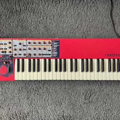 Nord Lead 2 49-Key 16-Voice Polyphonic Synthesizer 1997 - 2003 - Red