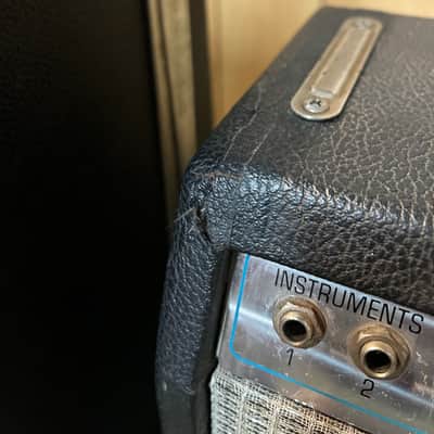 Fender Vibro Champ Guitar Amplifier (Pre-Owned) image 4