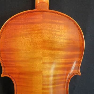 SONG Violin Full size with carved Animal scroll Neck, Hand made,Stradivari style,flames maple,nice spurce. Good Sound image 7