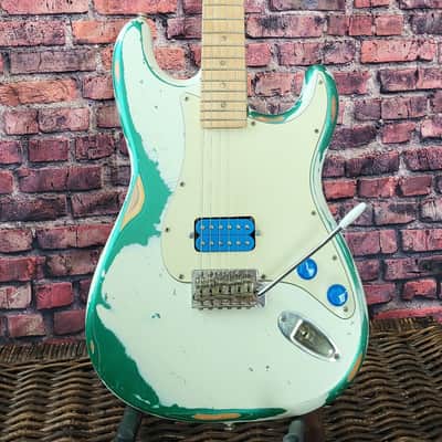 Gaylord Guitars Custom Shop Hummer 2026 - Snow White over Green Machine Metallic image 2