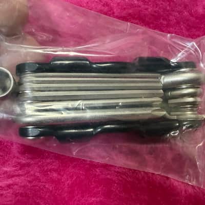 Gibson ATMT-01 Multi-Tool image 4