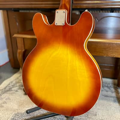 1960's Univox Coily 335 Copy Sunburst image 7