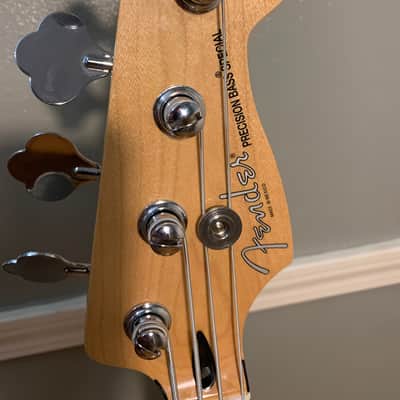 Fender Precision Bass Special Deluxe Series Bass image 3
