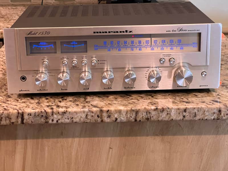 Marantz 1530 Vintage AM FM Stereo Receiver (Serviced)(Sweet) 1978 image 1