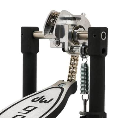 DW - 9000 Series Single Bass Drum Pedal With Bag image 2