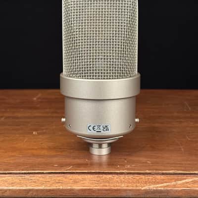 Neumann M 49 V Large Diaphragm Multipattern Tube Condenser Microphone. MINT. Full package. M49V M49 image 6