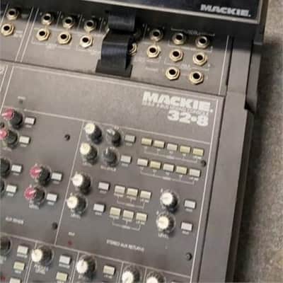 Mackie 32.8 32-Channel 8-Bus Mixing Console 1993 - 2005 - Gray image 2