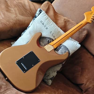 Fender Bruno Mars Signature Stratocaster 2023 - Mars Mocha image 20