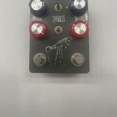 #Little Gazer Hungry Robot Pedals リバーブ The Little Gazer - Hungry Robot Pedals The Little Gazer - Audiofanzine