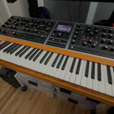 Moog One 16-Voice 61-Key Polyphonic Analog Synthesizer 2018 - Present - Black/Ash