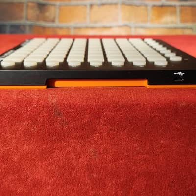 Novation 2018 Launchpad Mini MKII Pad Controller image 4