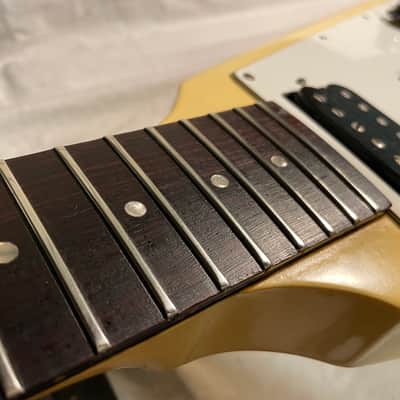 Gibson Flying V '67 1991 Early Reissue Alpine White image 22