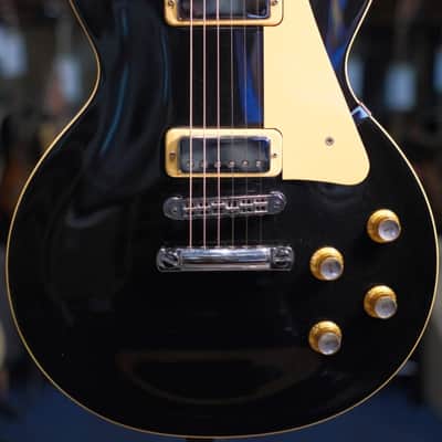 Gibson 2001 Les Paul Deluxe, Ebony (Pre-Owned) image 2