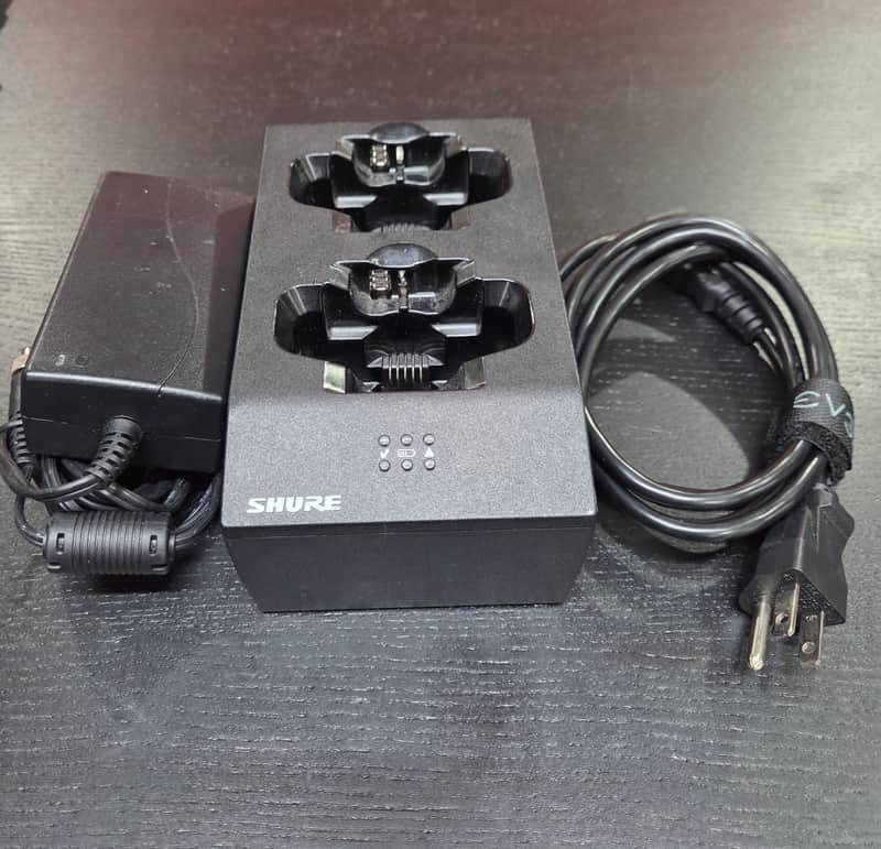 Shure SBC200 2-Bay Battery Charger image 1