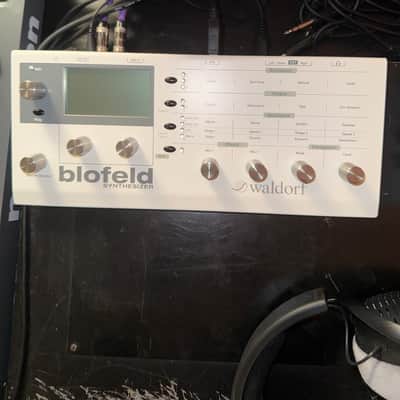 Waldorf Blofeld Desktop Synthesizer 2007 - Present - White image 9