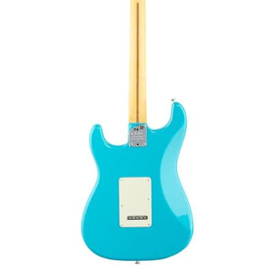 Fender American Pro II Stratocaster HSS Rosewood Neck Miami Blue W/C image 5