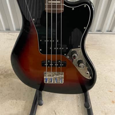 Squier Classic Vibe Jaguar Bass 2020 - Present - 3-Color Sunburst image 2