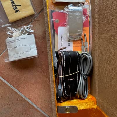 Fender JAZZ BASS JACO PASTORIUS FRETLESS 2002 - SUNBURST image 4