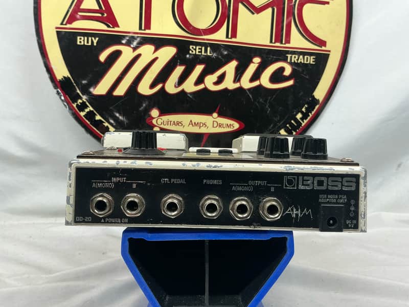 BOSS DD20 Giga Delay　LOOPER Boss DD-20 dd20 Giga Delay Digital Delay Looper Pedal | Reverb