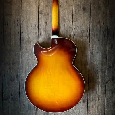 1962 Gibson L5CES in Sunburst finish with original hard shell case image 4