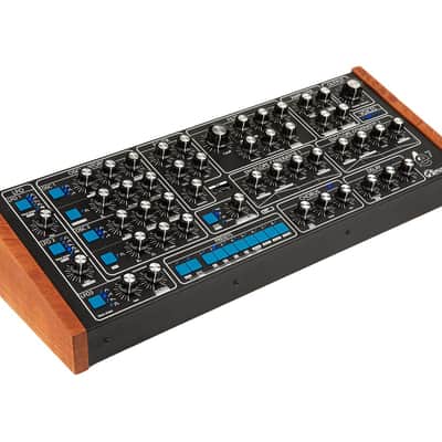 GS Music GS e7 Polyphonic Analog Synthesizer Desktop Module (Black + Blue) image 3