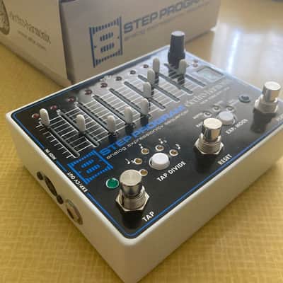 Electro-Harmonix 8-Step Program Analog Expression / CV Sequencer 2013 - Present Black image 2