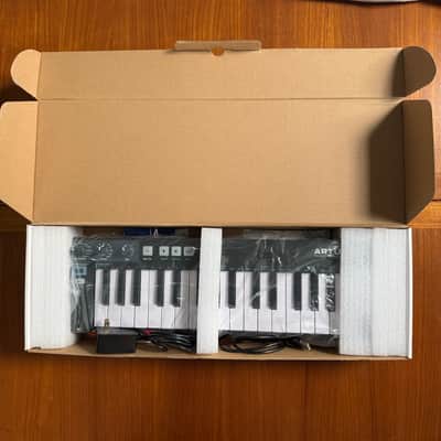 Arturia KeyStep 32-Key MIDI Controller- Black w/power supply! image 7