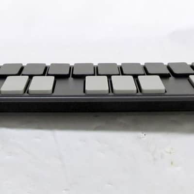 Mint in Box Korg nanoKEY2 Slimline USB MIDI Keyboard Controller Mint in Box image 4