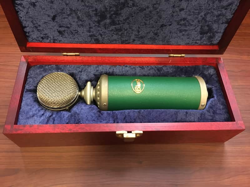 Blue Kiwi Large Diaphragm Multipattern Condenser Microphone image 5